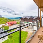 Karpatia, Sun & Snow Апартаменты *