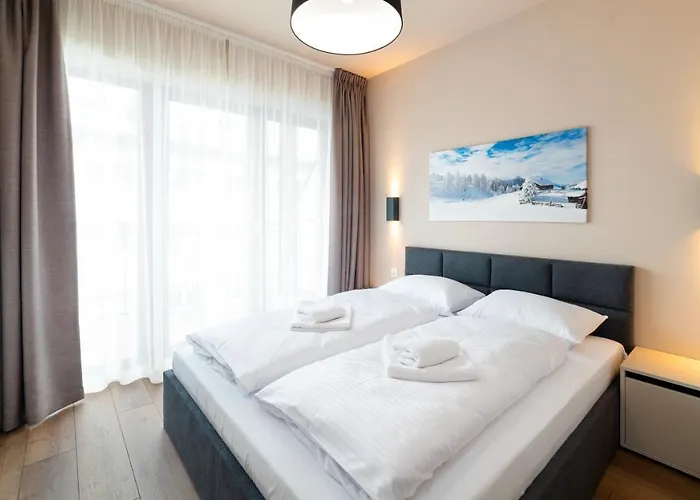 Karpatia, Sun & Snow