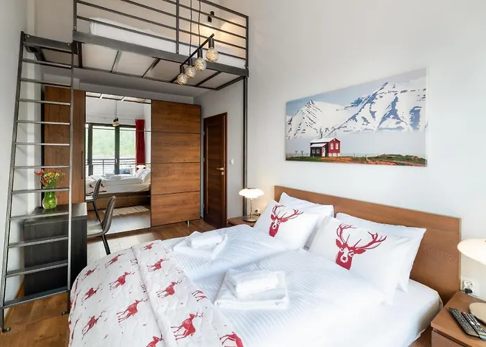 Karpatia, Sun & Snow