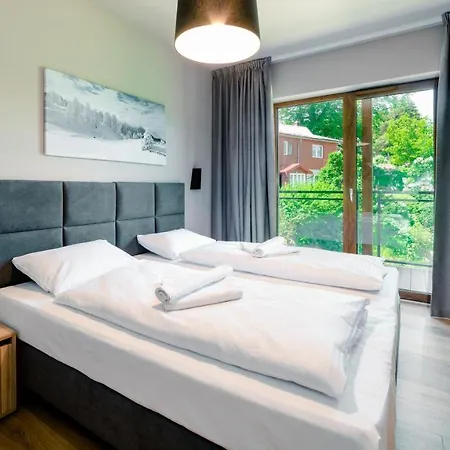 Karpatia, Sun & Snow *