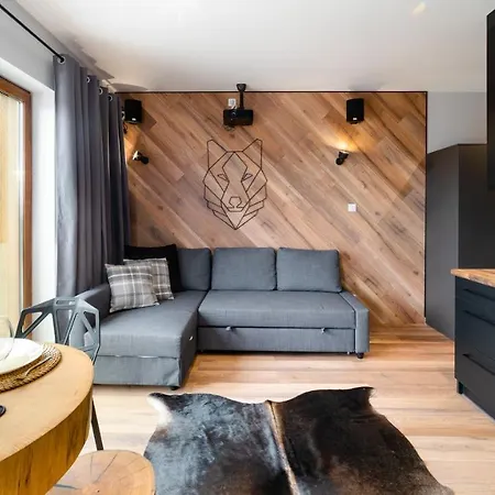 Karpatia, Sun & Snow Apartment *