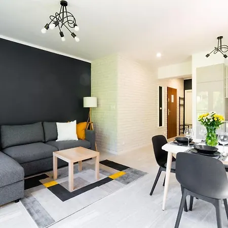 Karpatia, Sun & Snow