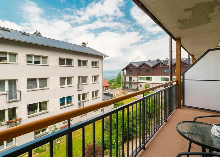 Karpatia, Sun & Snow