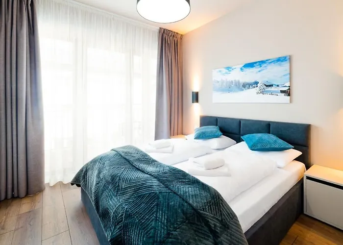 Karpatia, Sun & Snow Apartment *